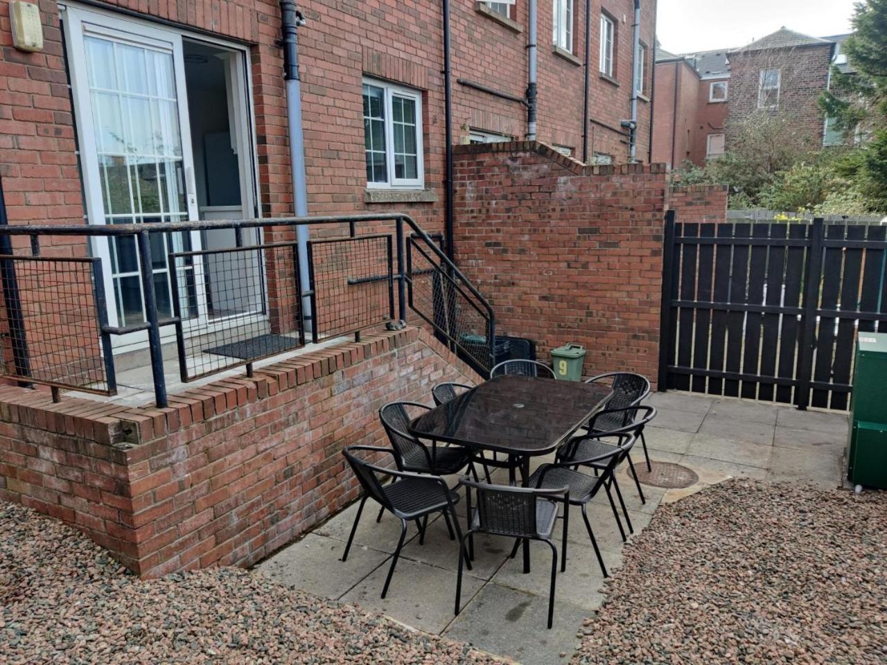 Holiday home Staybynumbers - Centre Townhouse 2x Parking *