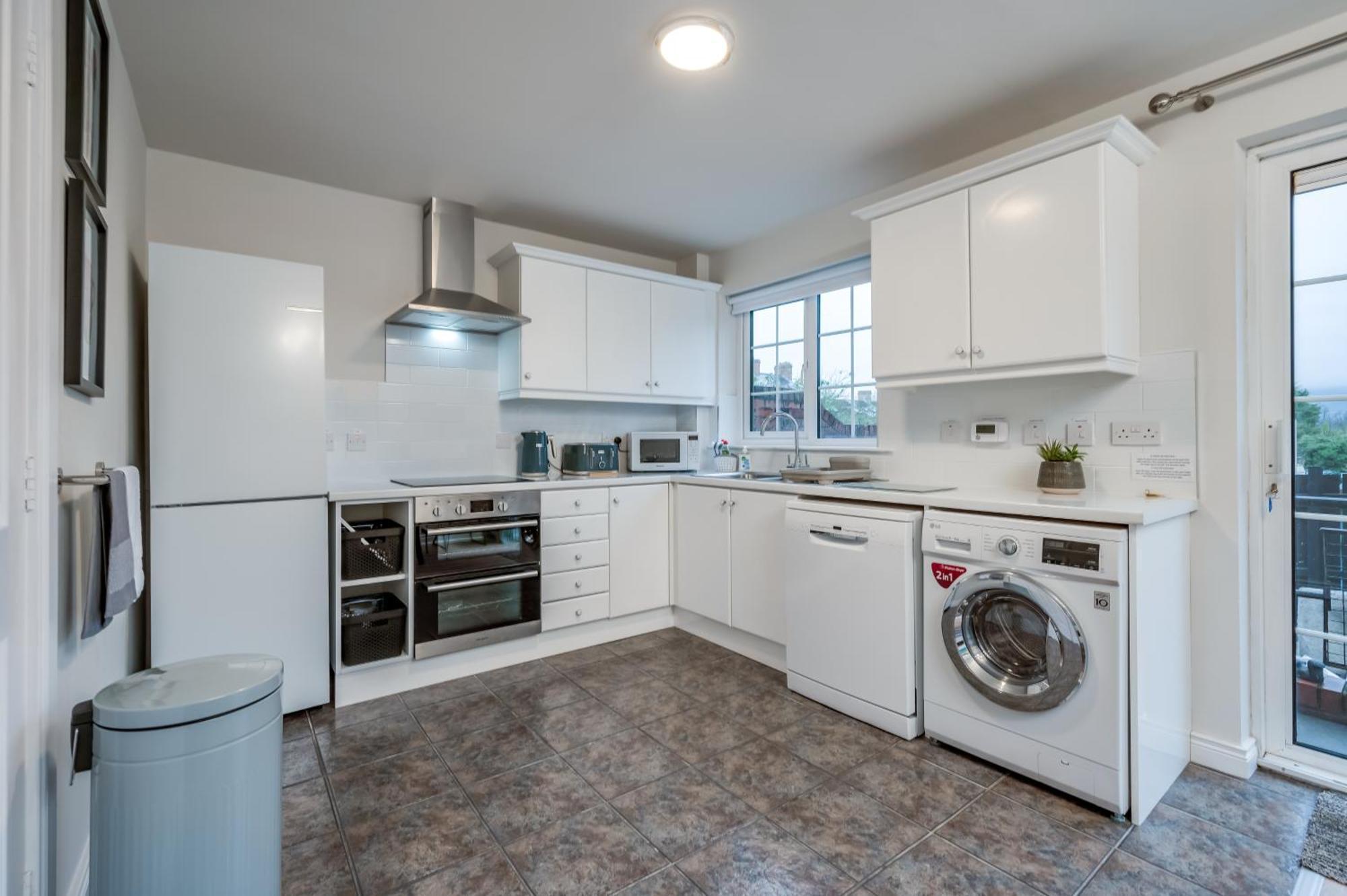 Holiday home Staybynumbers - Centre Townhouse 2x Parking *